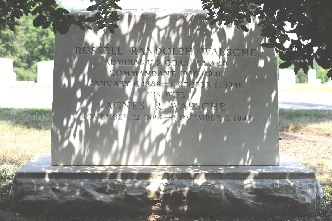 Admiral Russell Waesche Coast Guard Commandant Arlington National Cemetery 